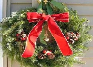 Christmas Wreath on a Dor