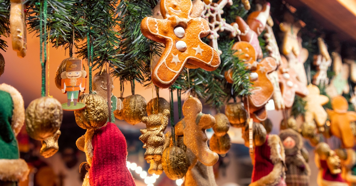 Christmas Decorations 2025 – Affordable Home Décor Ideas 2 Christmas Decorations 2025 – Affordable Home Decor Ideas 3